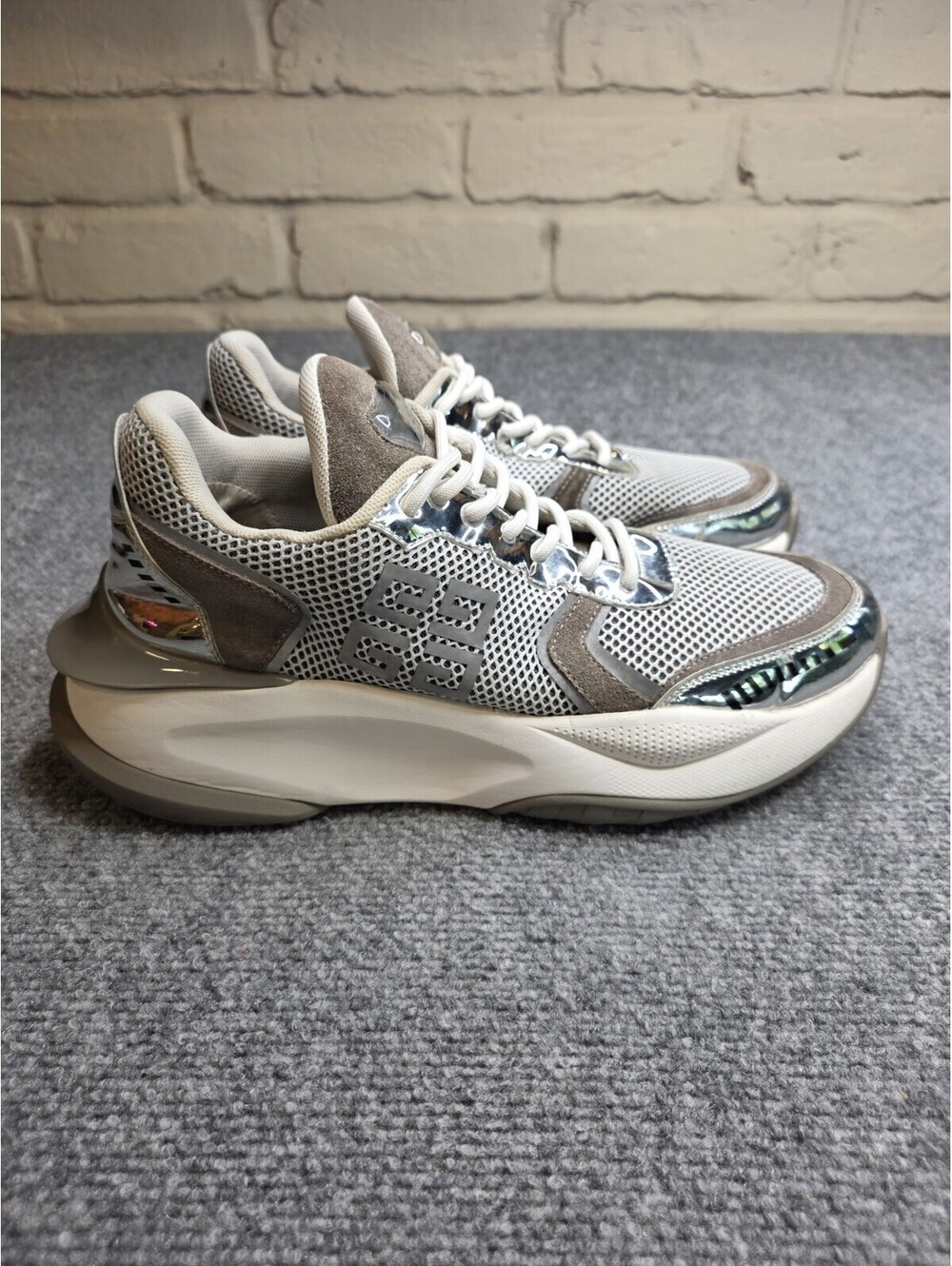 Givenchy GIV 1 Runner Metallic Silver Mesh Sneakers Mens 44 US 11 **Hoka Insoles
